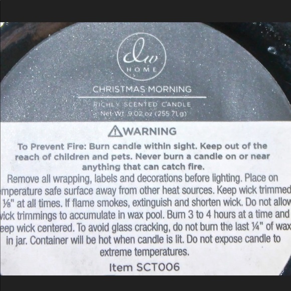 DW HOME CHRISTMAS MORNING SCOTTIE CANDLE SCENTED NEW - Picture 5 of 5